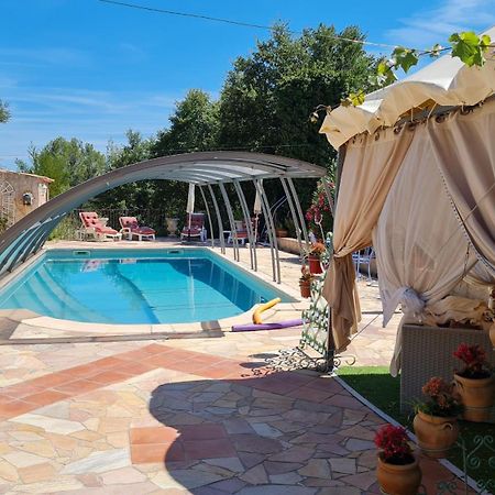 le bien placé Salernes Extérieur photo