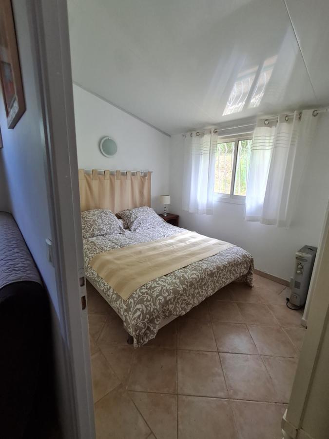 le bien placé Salernes Extérieur photo